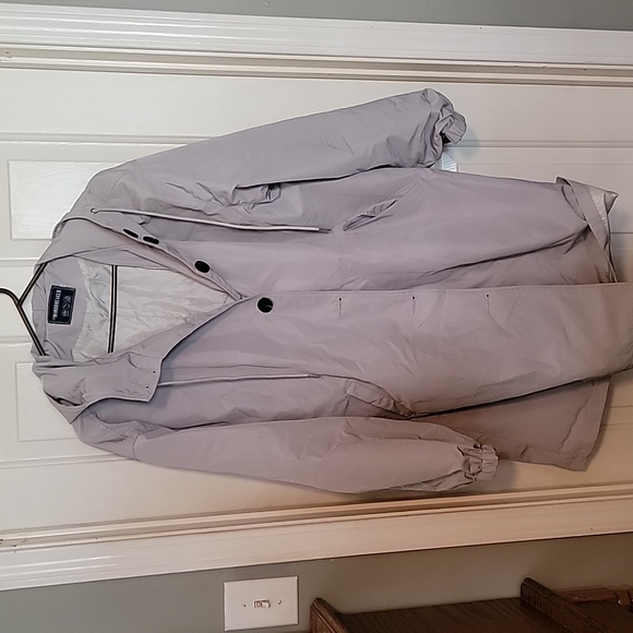 Grey rain jacket - Picture 1 of 2